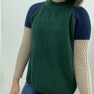 Color block mock turtleneck